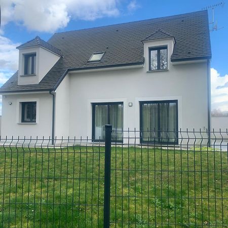Maison Recente Tres Spacieuse Forges-les-Bains Exterior photo